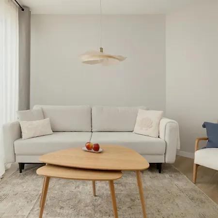 Pinea Apartment *
